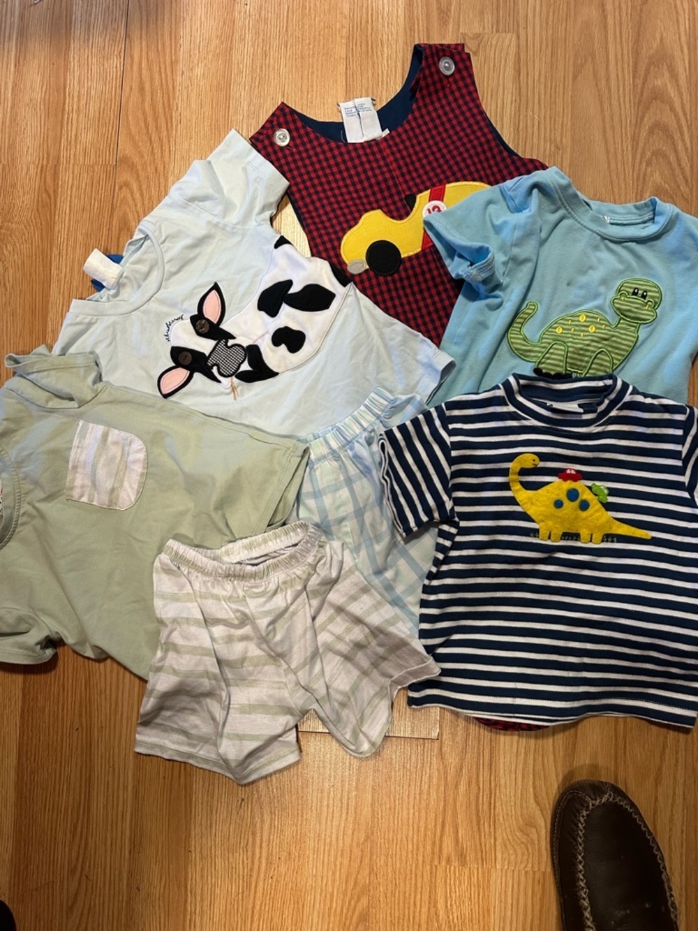 3T boys summer fall lot dinosaur car cow farm shorts t shirt appliqué